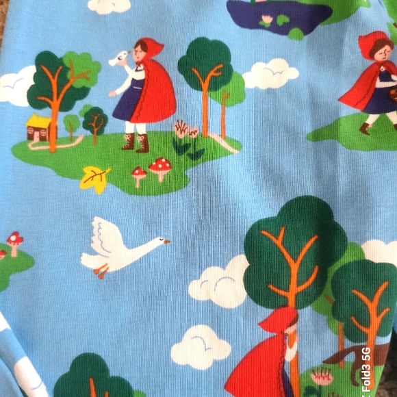 ❤️NWT❤️ BODEN GIRLS RED RIDING HOOD LEGGINGS - Picture 2 of 5